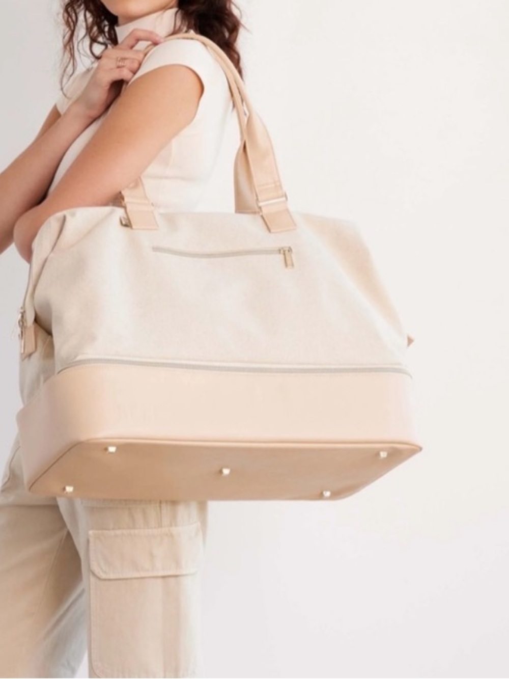 BEIS The Weekender in Beige